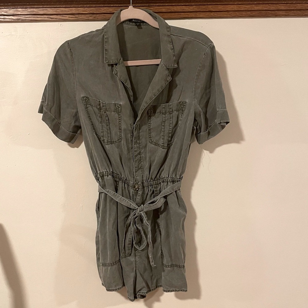 Express cargo romper EUC